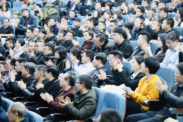 2019年中國民營經(jīng)濟發(fā)展論壇舉行 西安交大人文學院貢獻智囊團